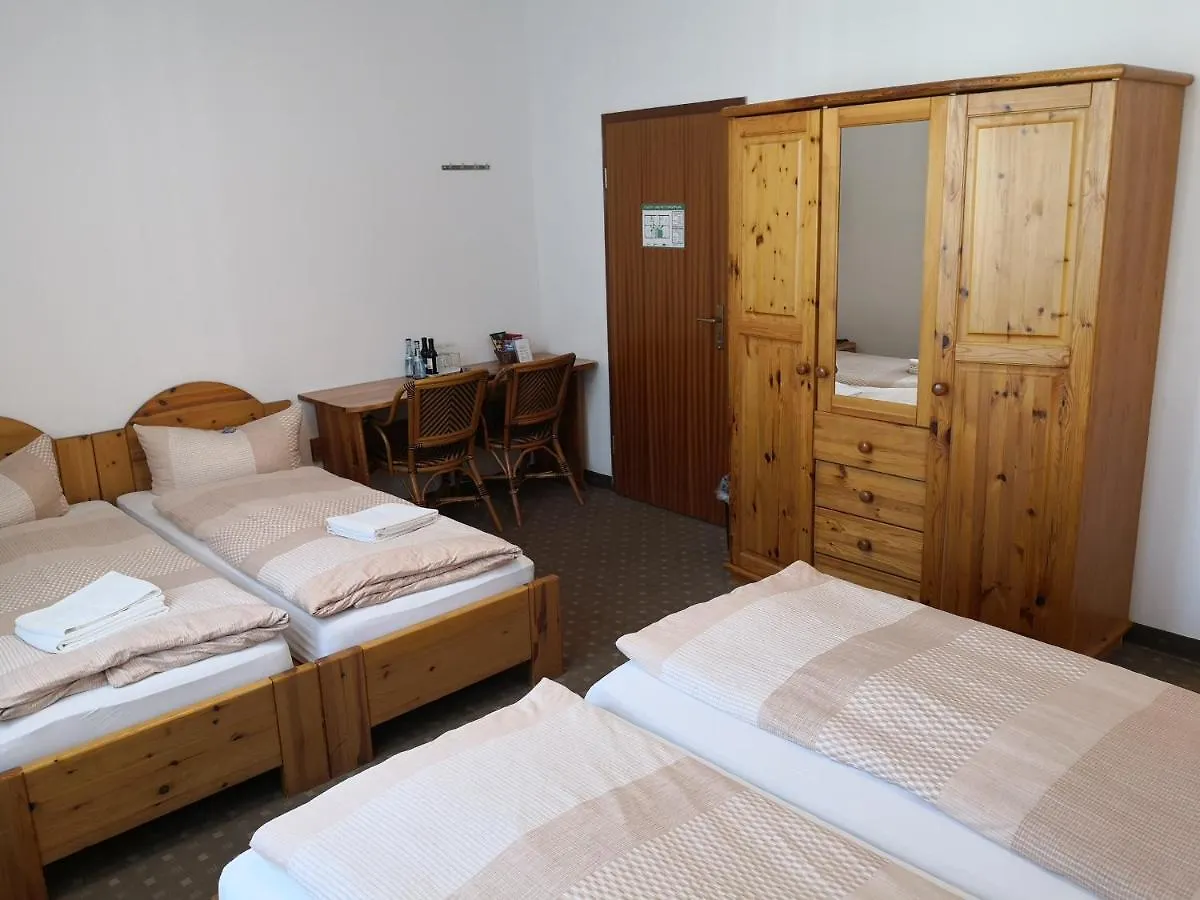 Pension Am Heusteig Stuttgart Guest house