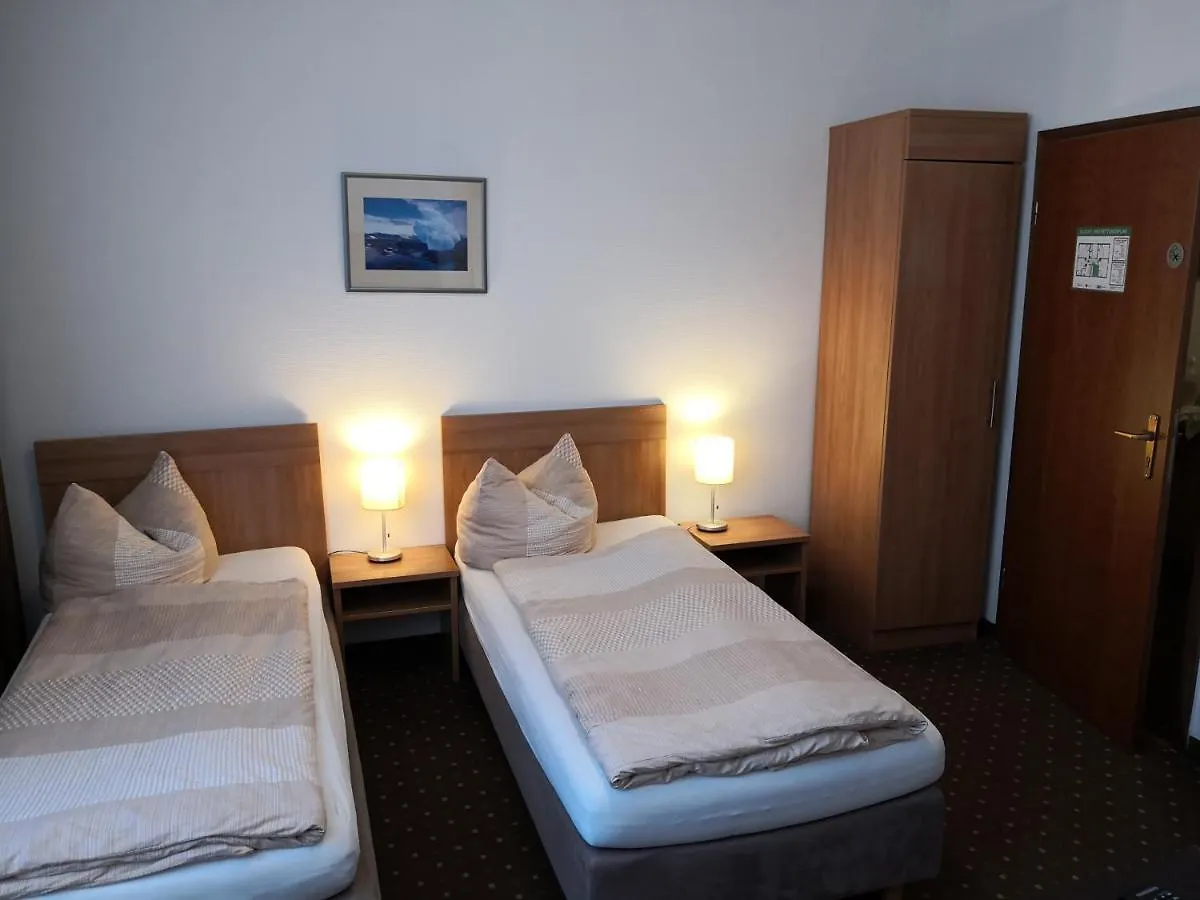 *** Affittacamere Pension Am Heusteig Stoccarda Germania