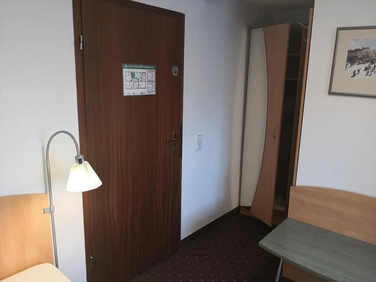 Pension Am Heusteig Stoccarda Affittacamere
